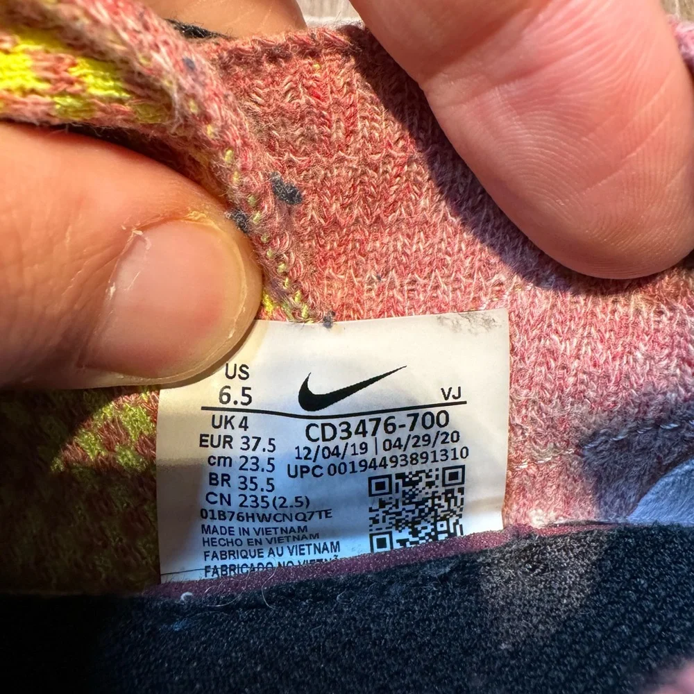 Nike Space Hippie 04‎ Light Arctic Pink Womens Size 6.5 CD3476-700 Sneakers